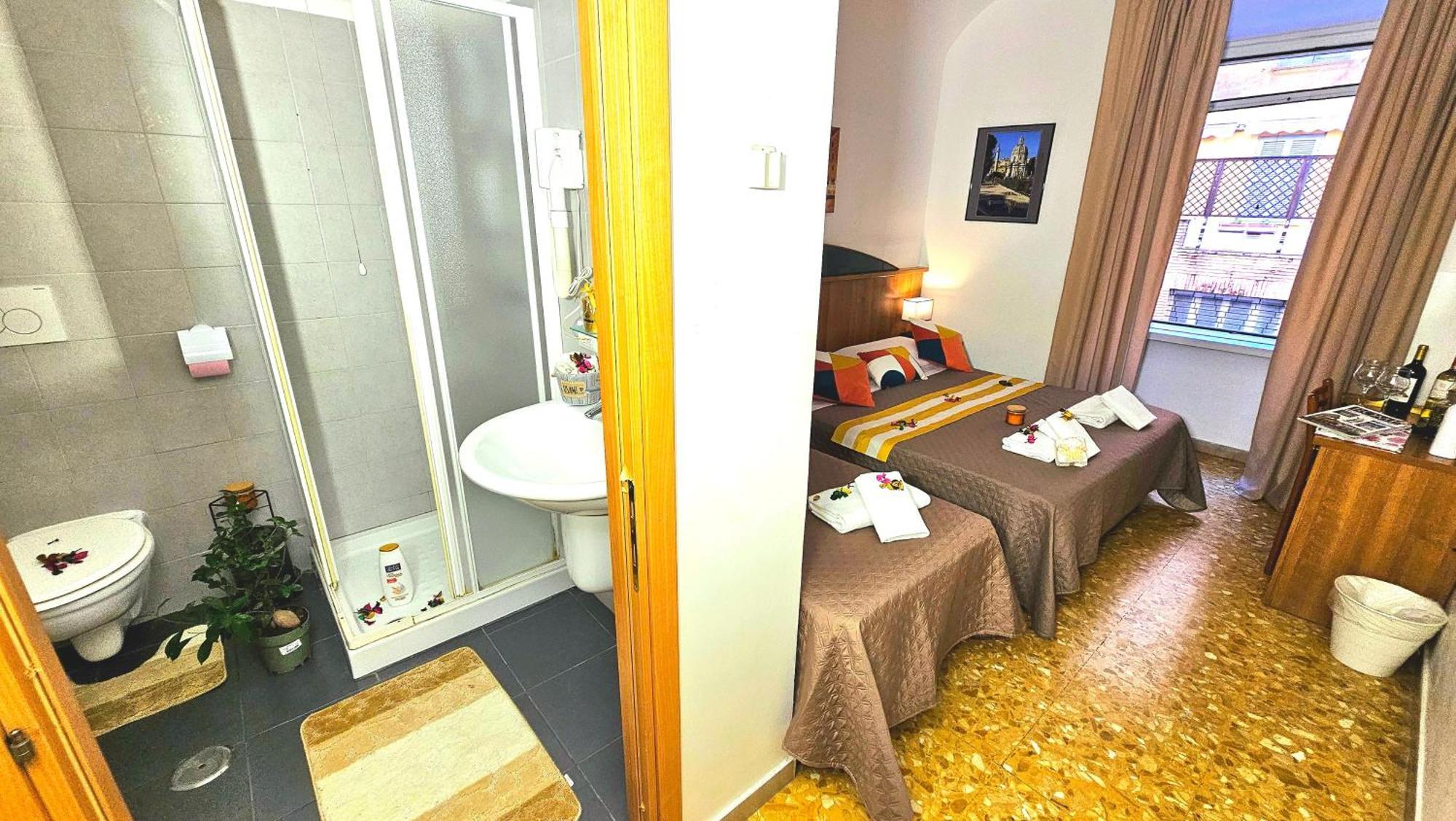 A Casa Simpatia - Free Parking If You Book 4 Nights Bed & Breakfast