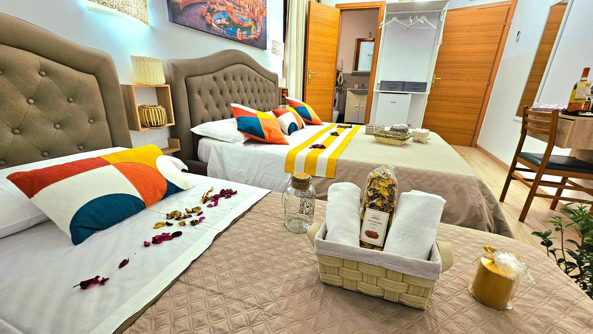 A Casa Simpatia Roma - Free Parking If You Book 4 Nights